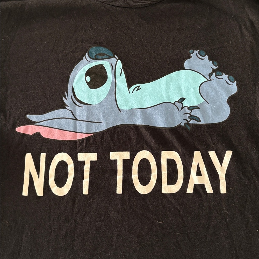 Men’s Disney Stitch Tee Size Small - Picture 2 of 4